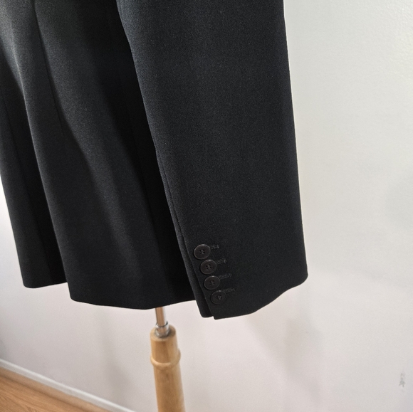 Kate Hill Black 2 Button Shoulder Pad Jacket Blazer size 12 - Picture 6 of 10